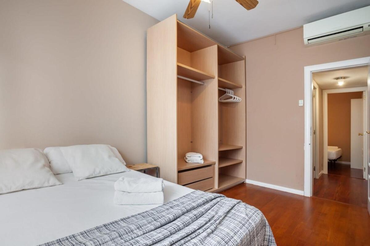 Next To Sagrada Familia 4-Bedroom Apartment Barcelona Eksteriør bilde